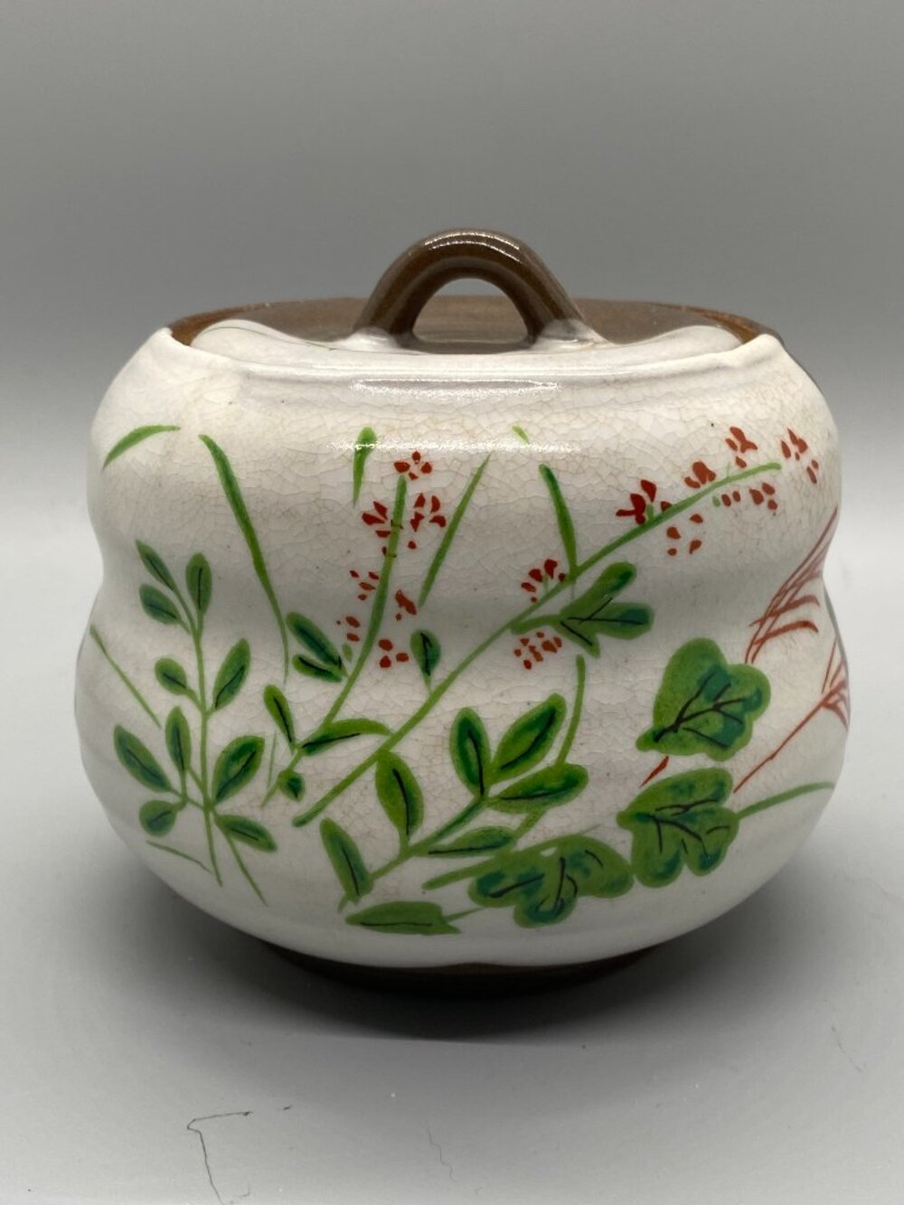Hand Painted Asian Floral Ridge Ceramic Pot with Lid